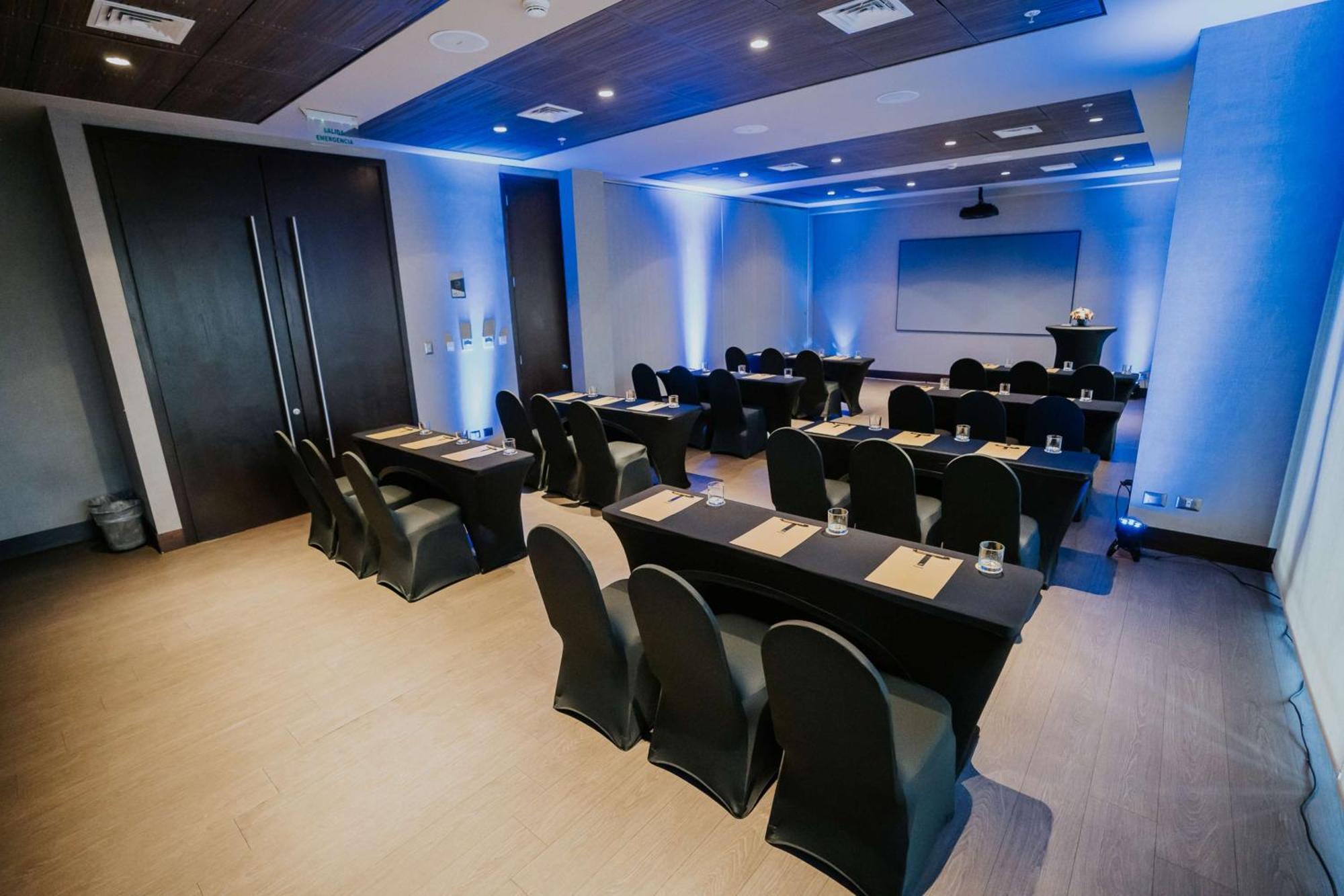 Best Western Ferrat Temuco Luaran gambar