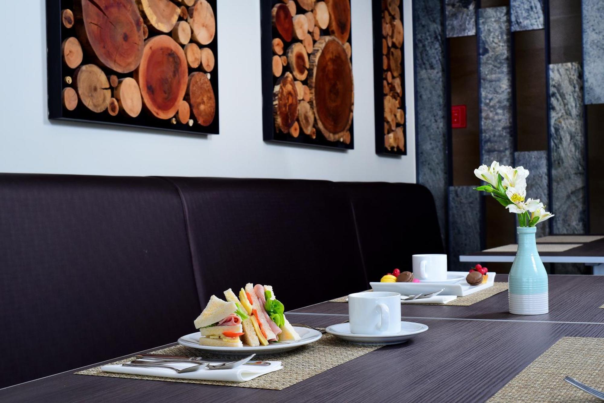 Best Western Ferrat Temuco Luaran gambar
